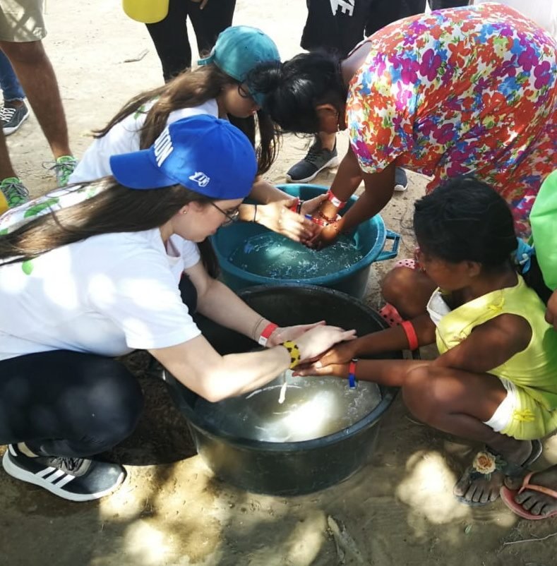 Taller de higiene: niños aprendiendo a lavarse las manos